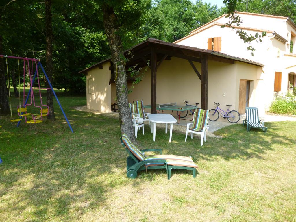 Maison de Vacances MACOU 2 Capdrot Exterior foto