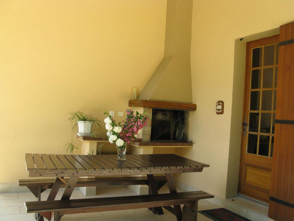 Maison de Vacances MACOU 2 Capdrot Exterior foto